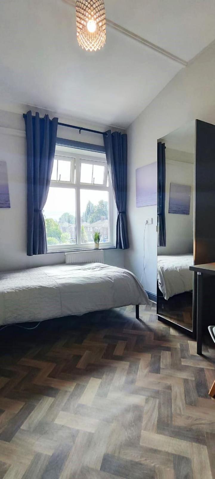 Gorton Mount Hotel مانشستر الغرفة الصورة